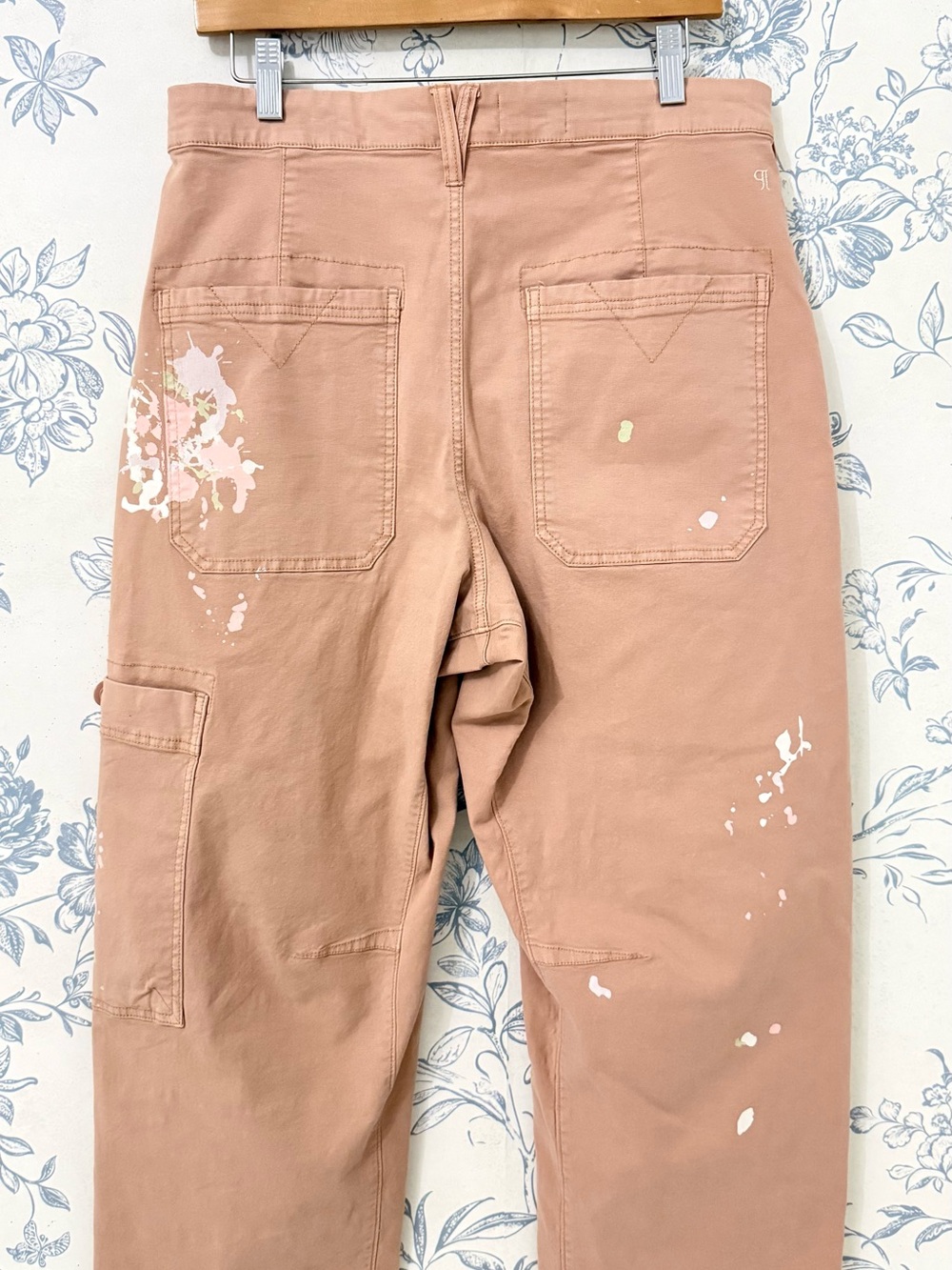 Pilcro Peach Painter-Splatter Wide Leg Pants - Picture 7 of 9